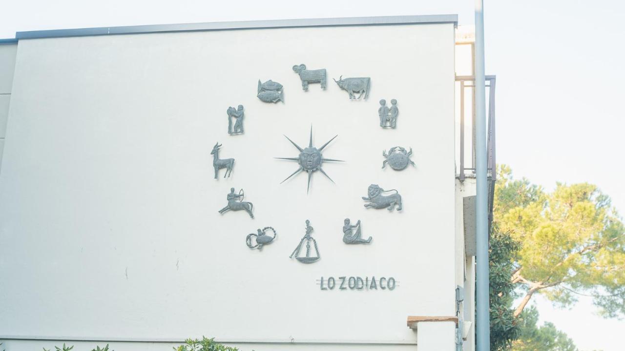 The Zodiac Apartment - Italian Homing Sirmione Extérieur photo