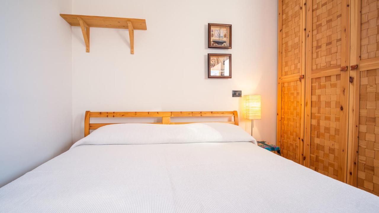 The Zodiac Apartment - Italian Homing Sirmione Extérieur photo